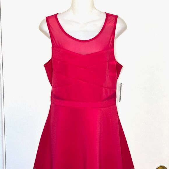 NWT GUESS "RITA" ROSE RED SKATER DRESS MESH CUTOUTS SIZE 10 - Picture 2 of 12